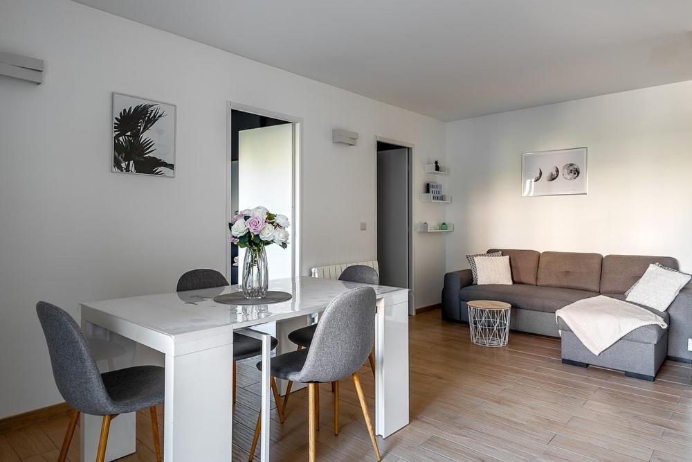 1 Bedroomed Camille Near Disneyland Paris 마그니 레 홍그레 외부 사진